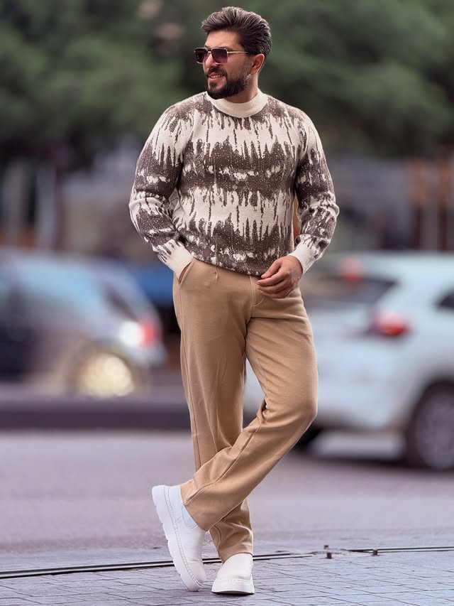 Off-White & Brown Sweater