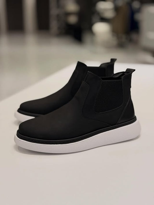 Black Chelsea Ozero Boots