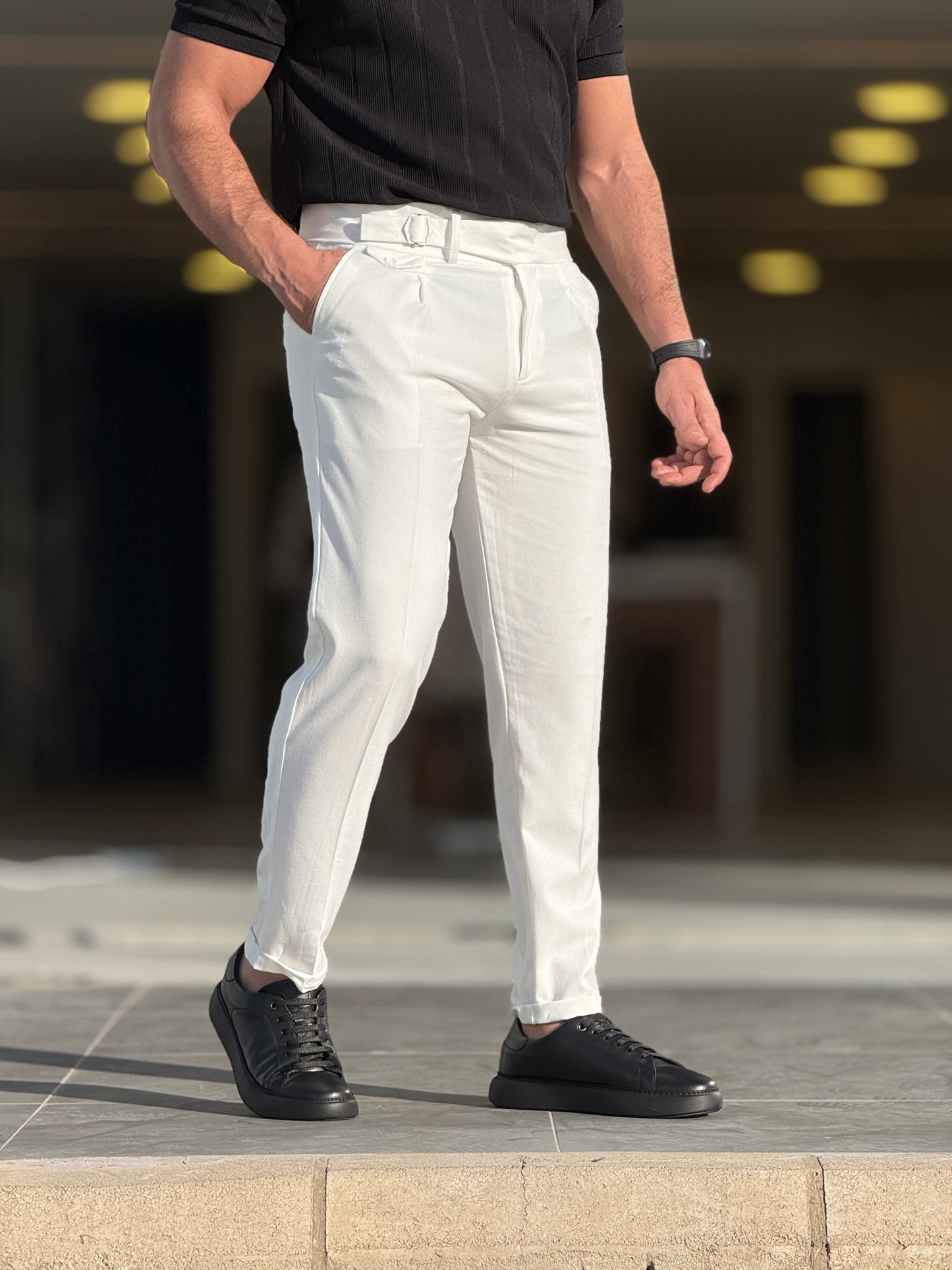 White High-waist pants