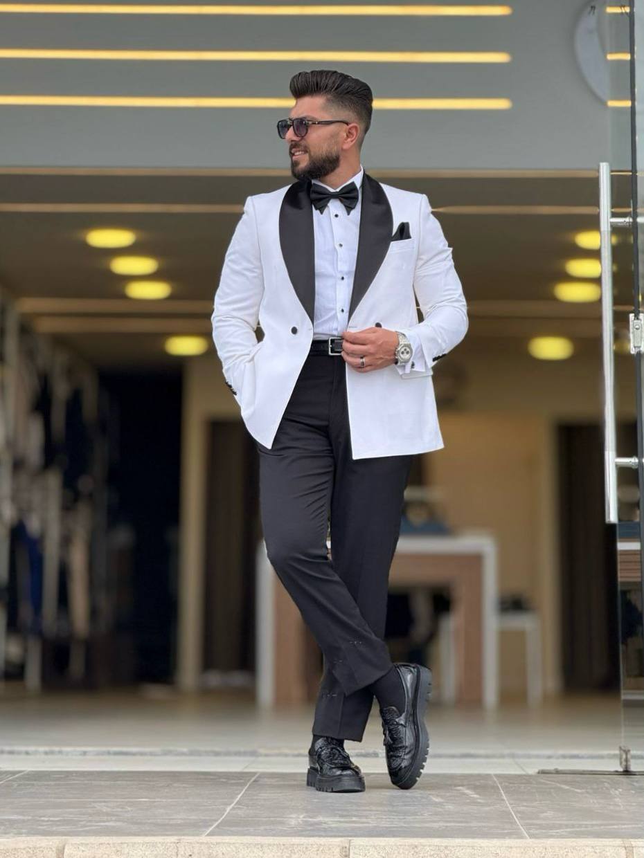 White Tuxedo Cole Shale