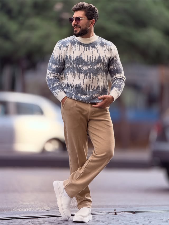Off-White & Petroleum Sweater