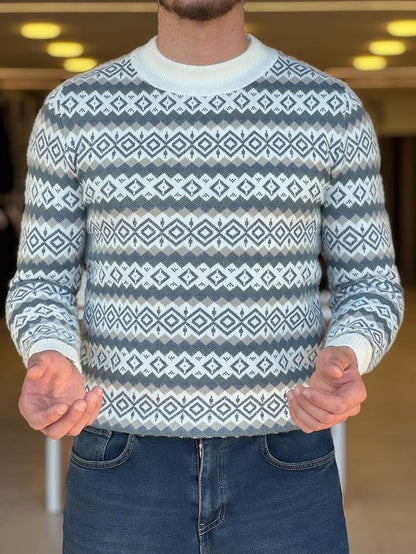 Patterned Sweater in Blue & White Neck