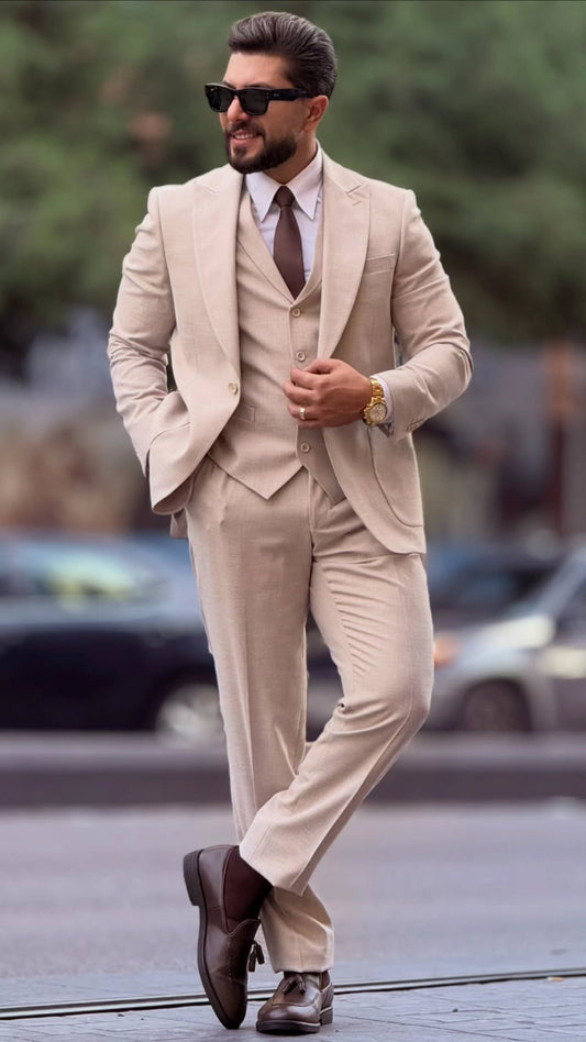 Light Beige Ozero Suit