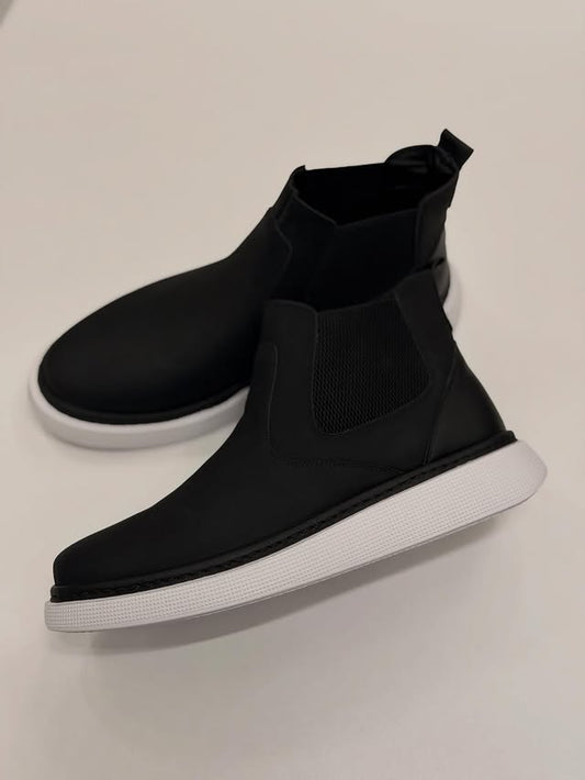 Ozero Velvet Boots In Black