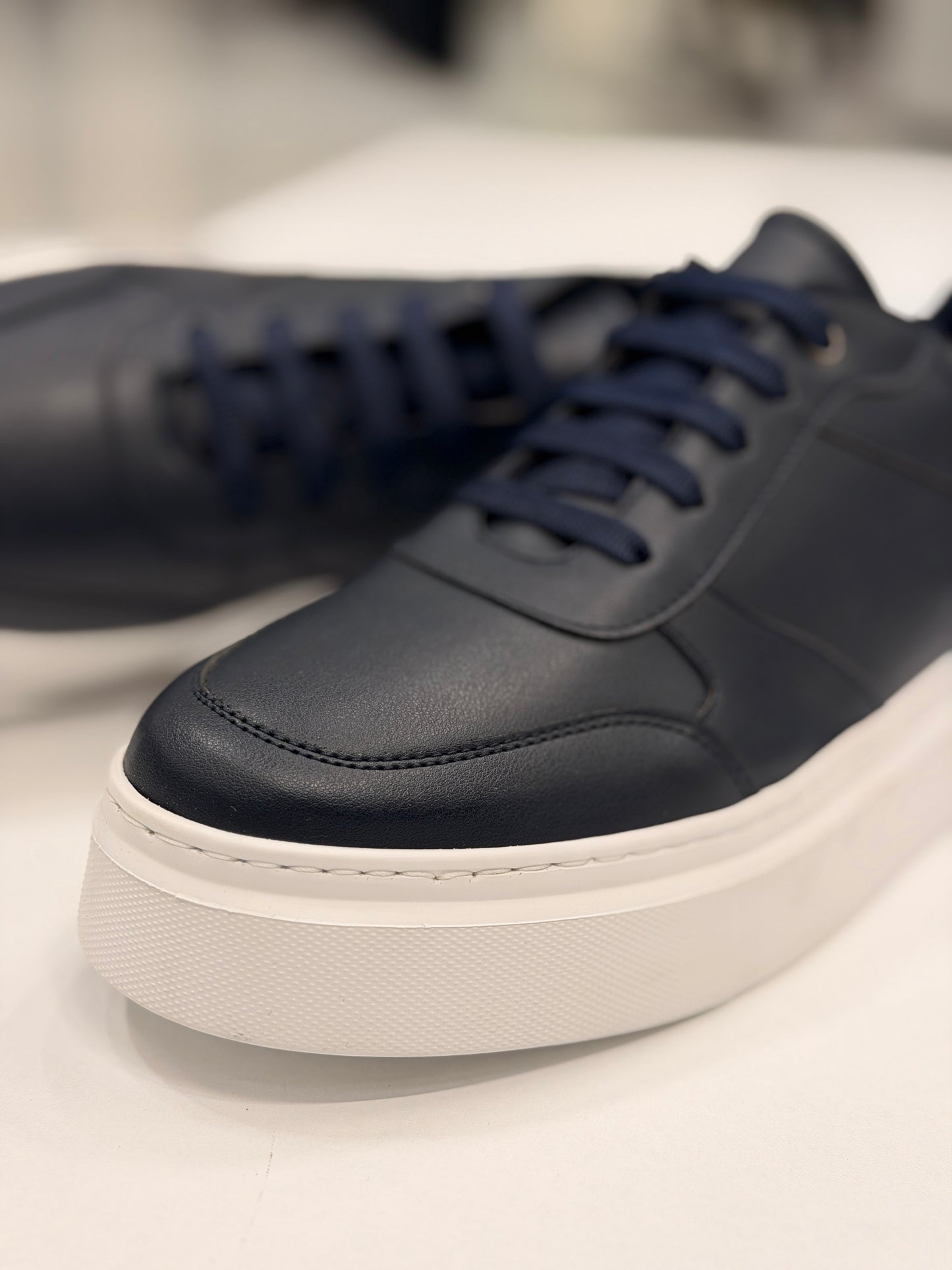 Black Leather Ozero Sneakers With White Soles