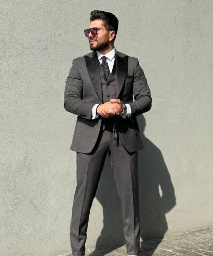 Full Gray Tuxedo Peak Lapel Suit