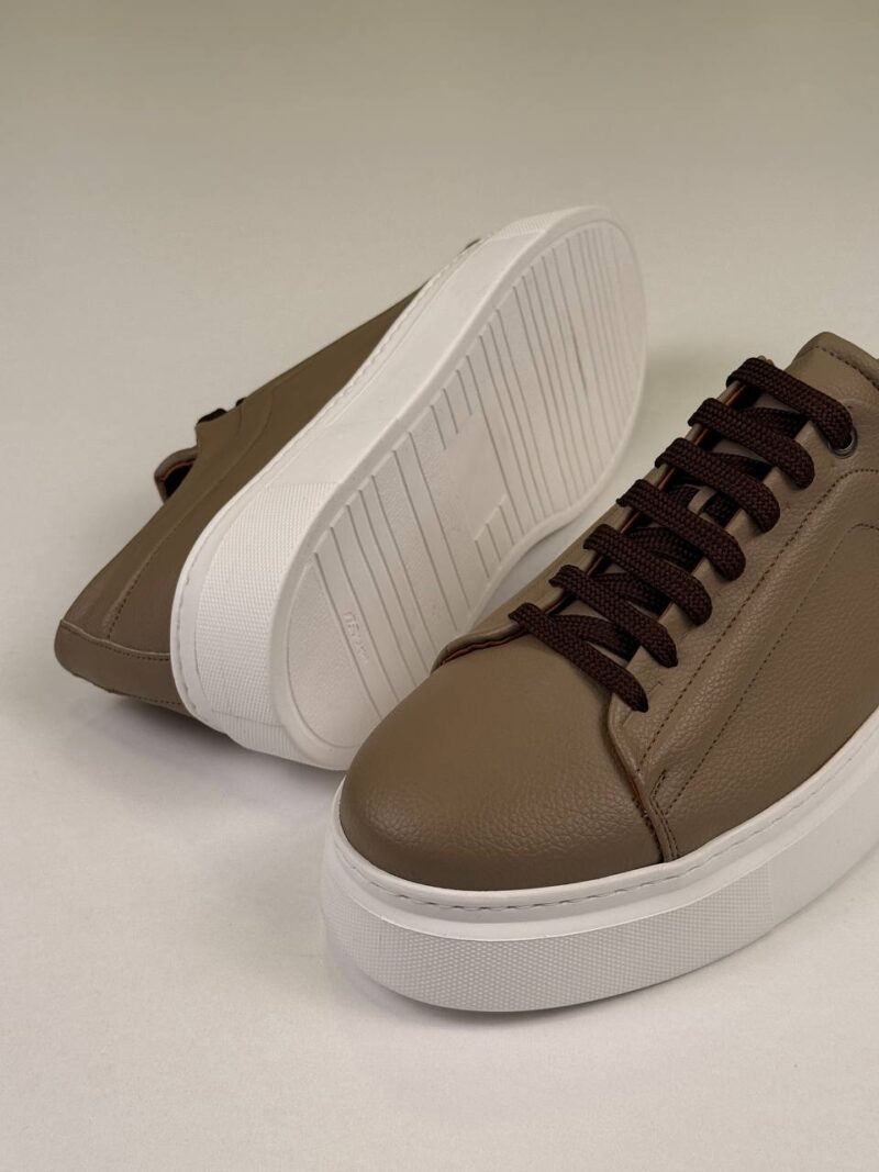 Beige/White Leather Sneakers - Image 6