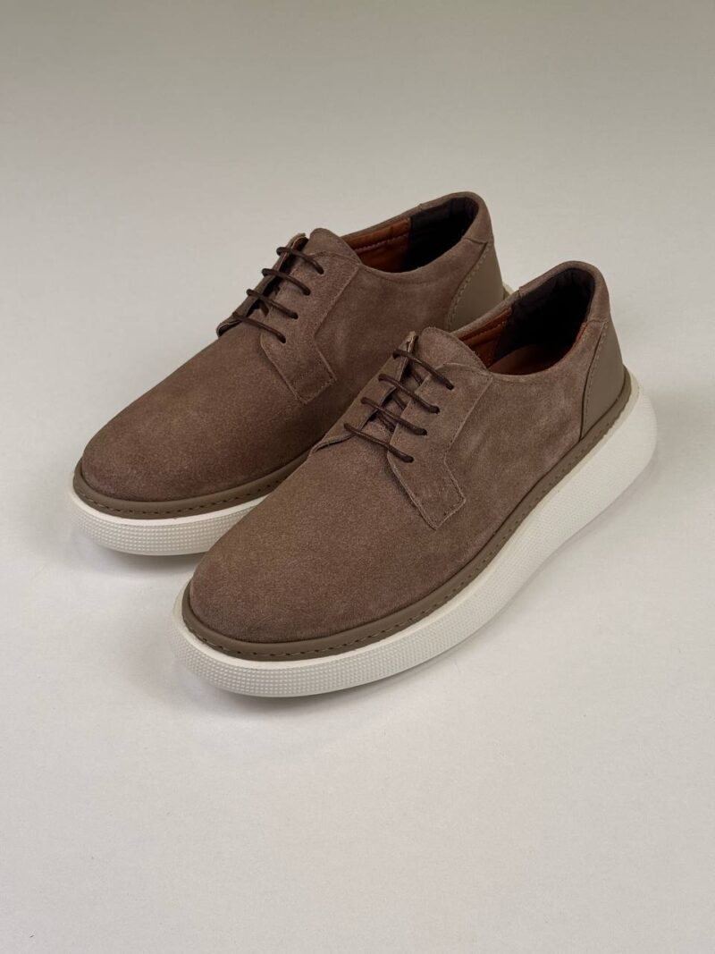 Beige/White Casual Shoe