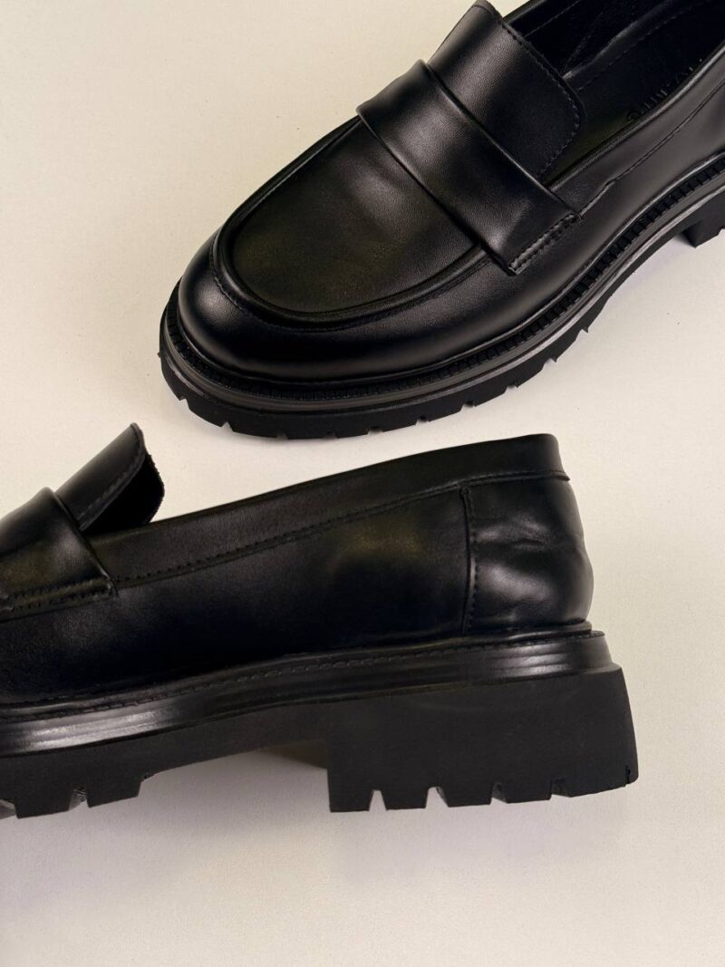Full Black Loafers Shoes - Image 3