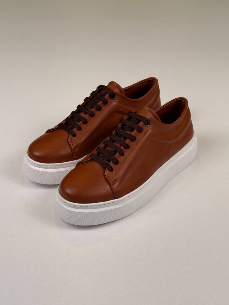 Havan/White Leather Sneakers