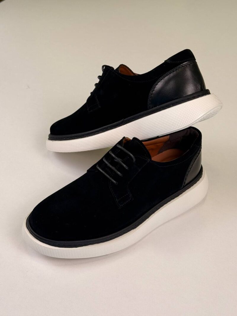 Black/White Casual Shoe - Image 2
