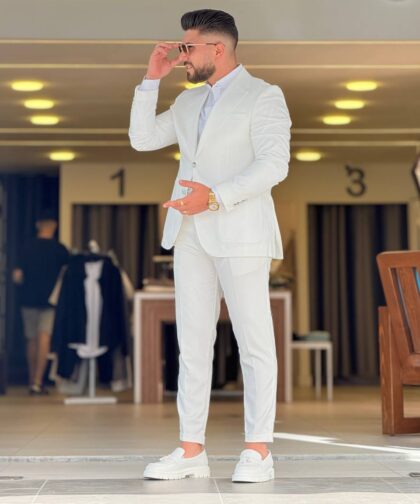 White Notch Lapel Blazer