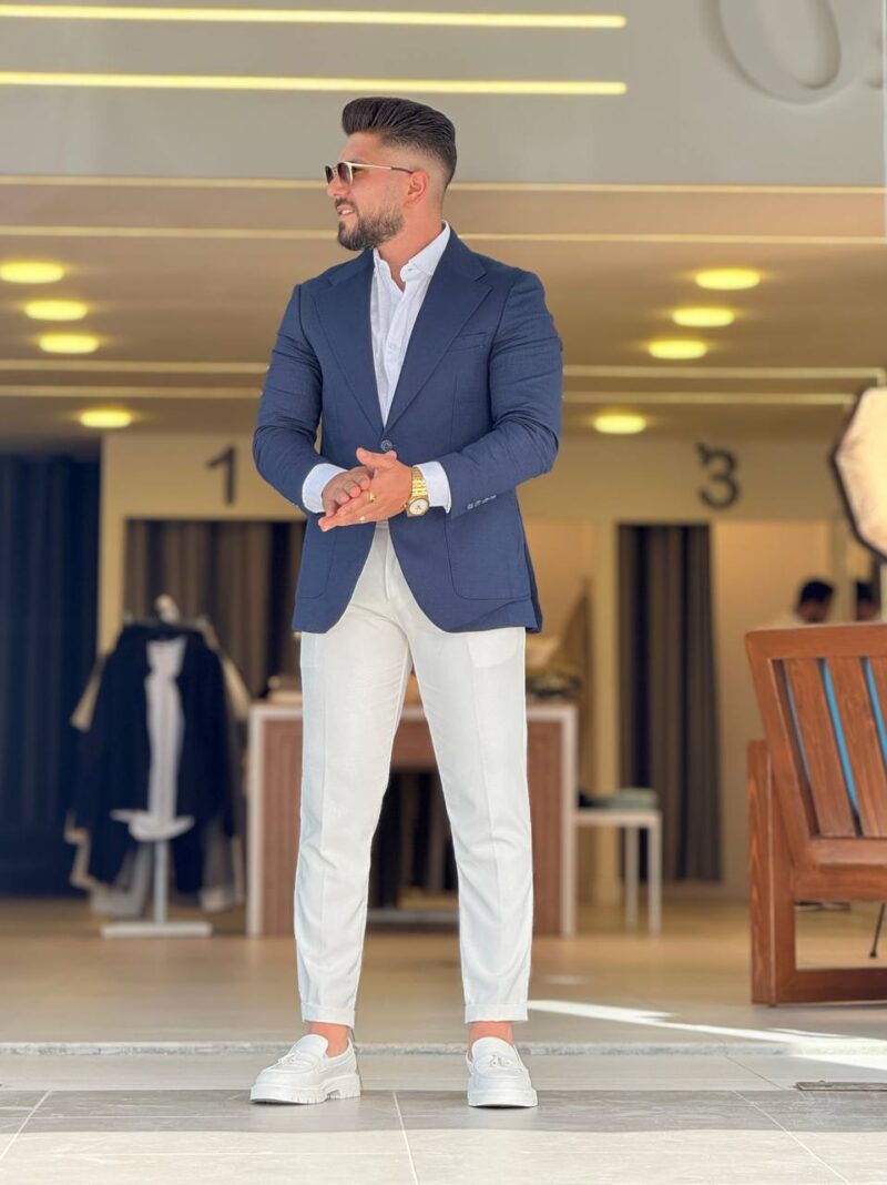 Navy Blue Notch Lapel Blazer
